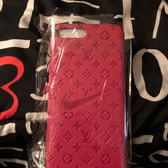 iPhone case - Picture 3 of 3